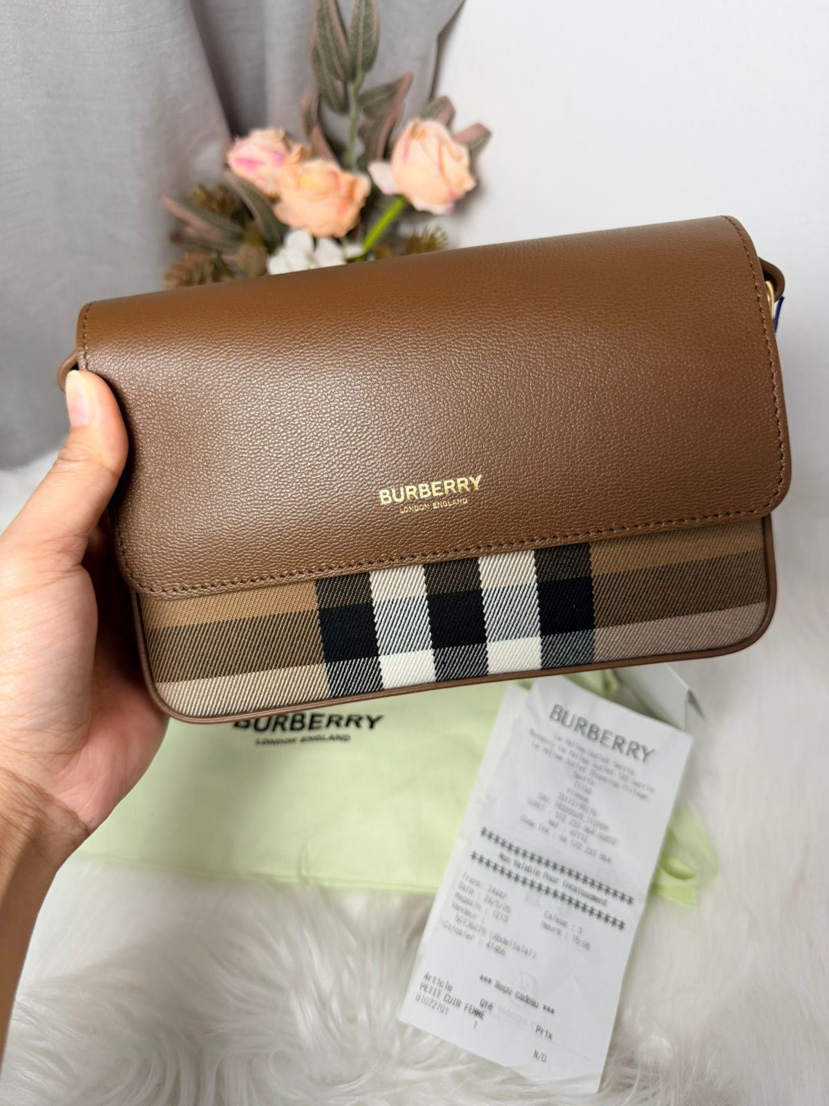 Burberry Flip Brown