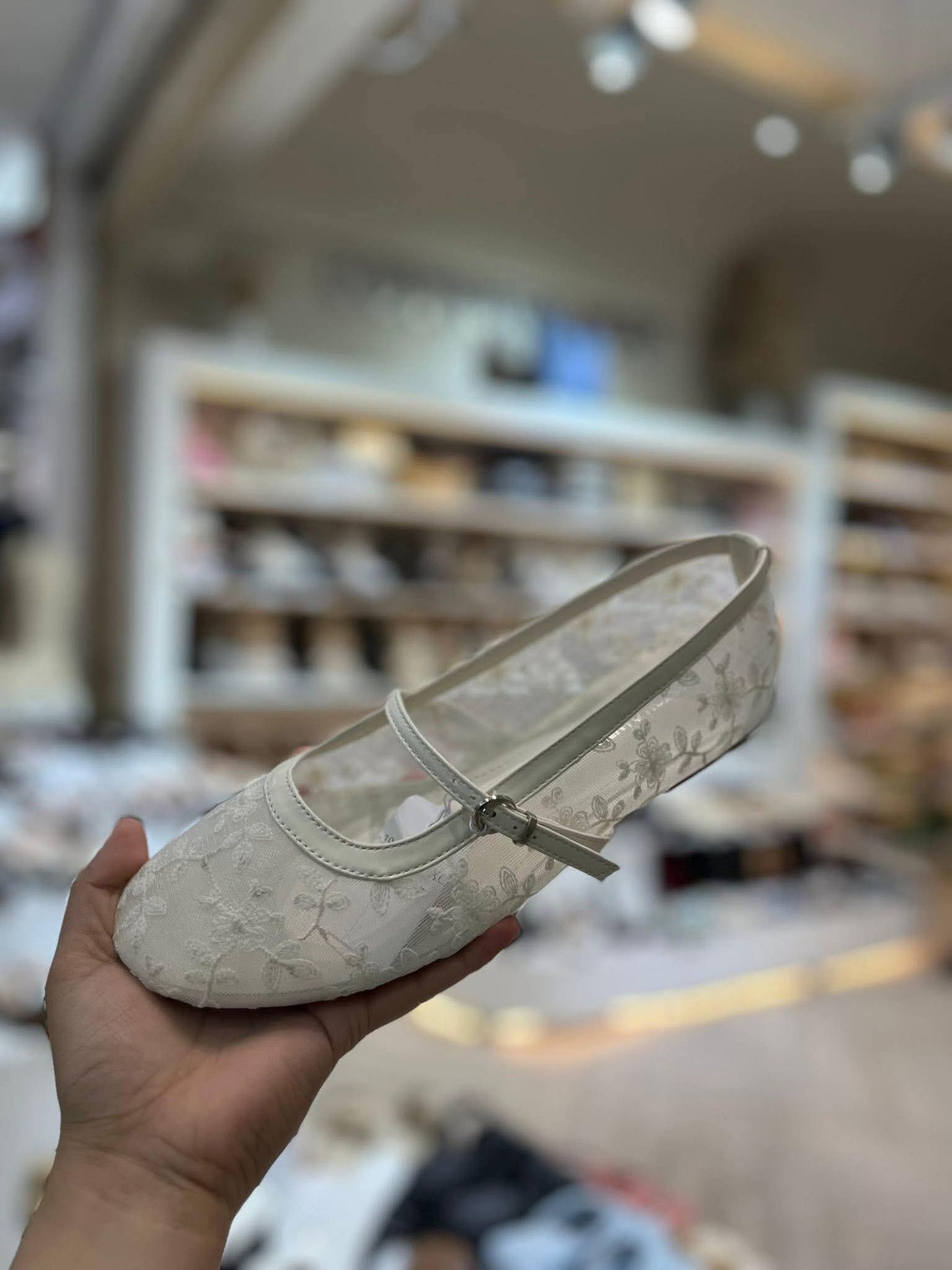 VShop - Ballet Lace White