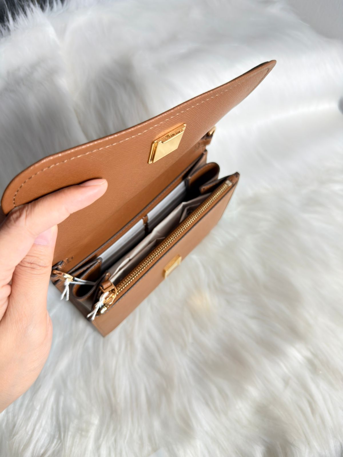 Tory Burch Emerson Wallet on Chain