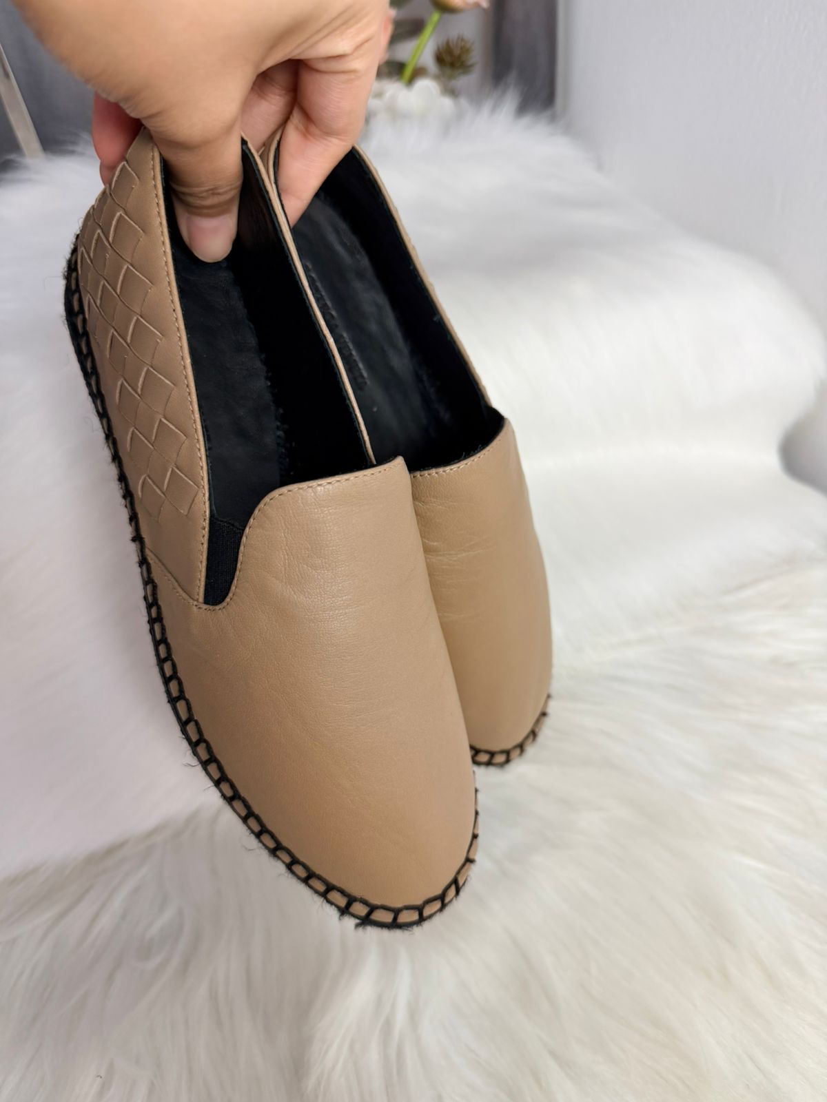 Bottega Veneta Beige Intrecciato Leather Espadrille Flats Size 34