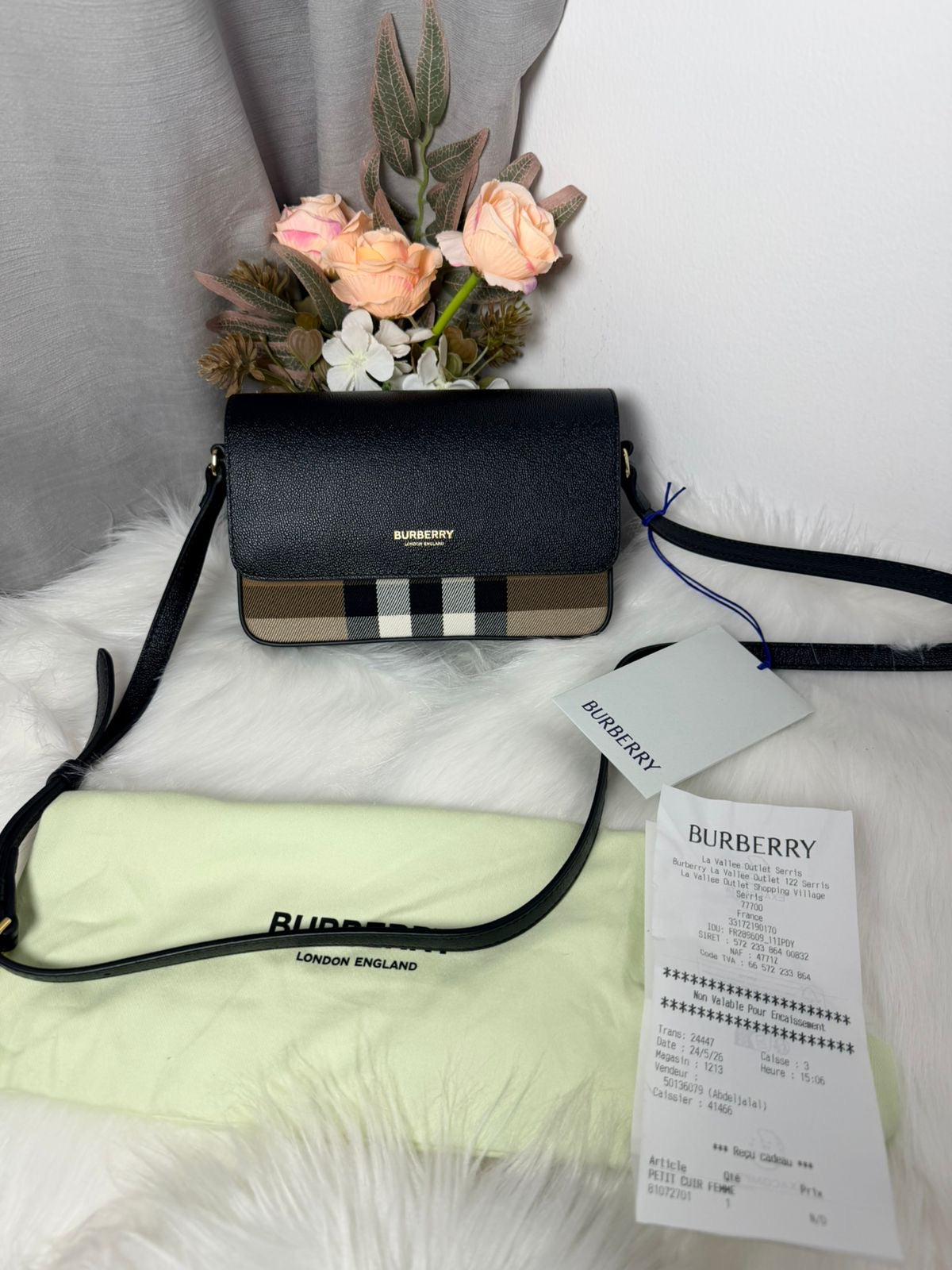 Burberry Flip Black
