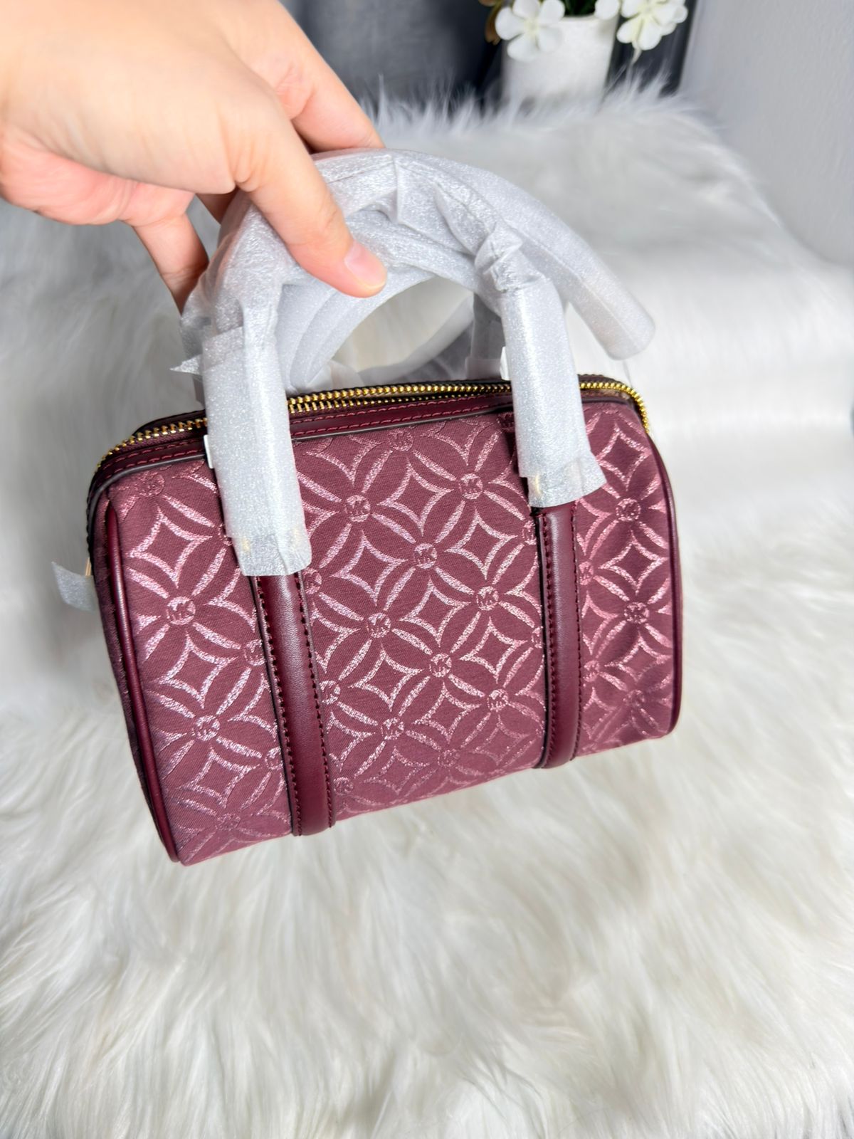 MICHAEL KORS TRAVEL MINI DUFFLE SATCHEL SHOULDER BAG GRAPHIC LOGO GLITTER OXBLOOD