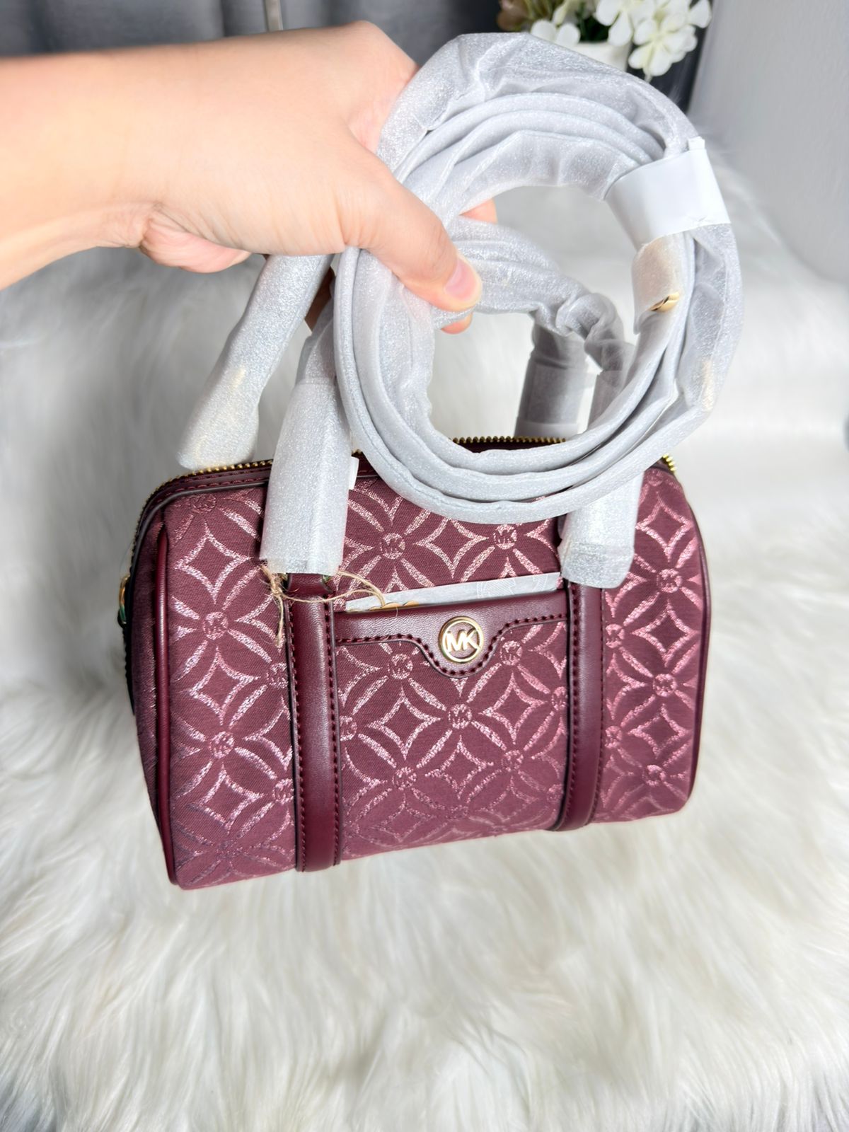 MICHAEL KORS TRAVEL MINI DUFFLE SATCHEL SHOULDER BAG GRAPHIC LOGO GLITTER OXBLOOD