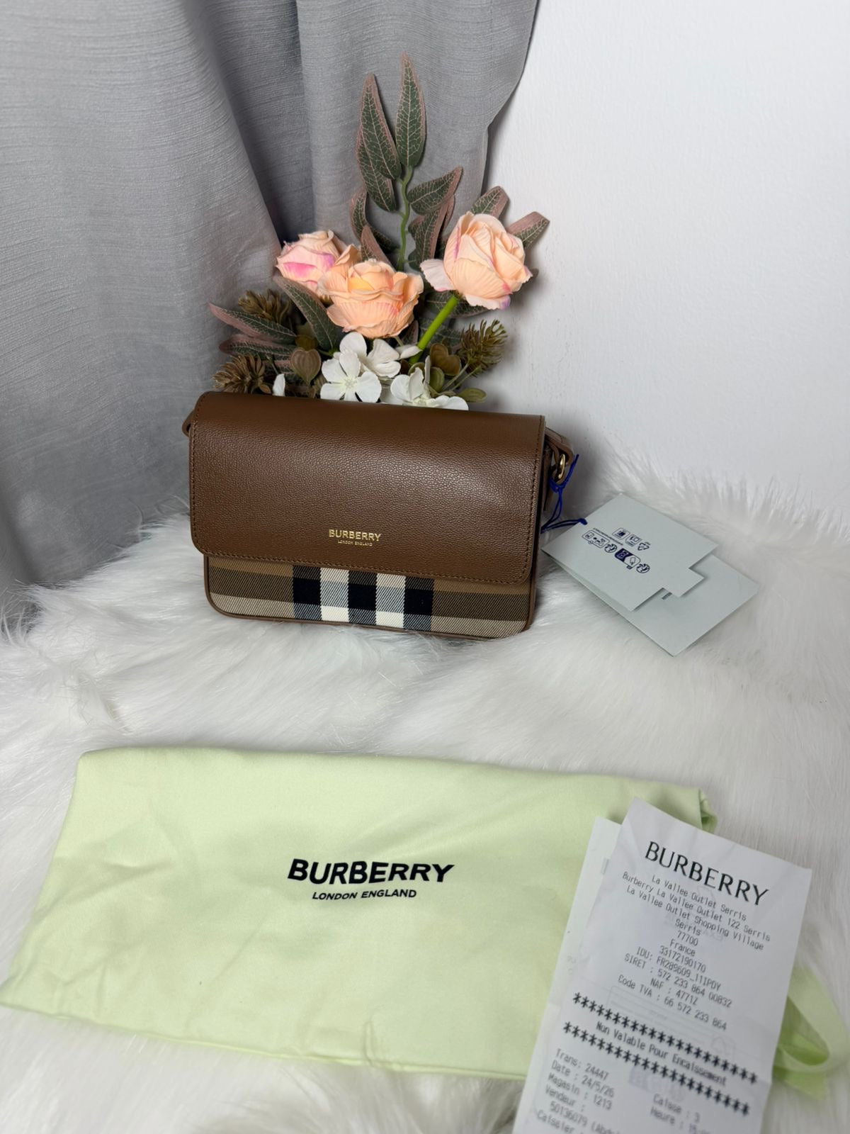 Burberry Flip Brown