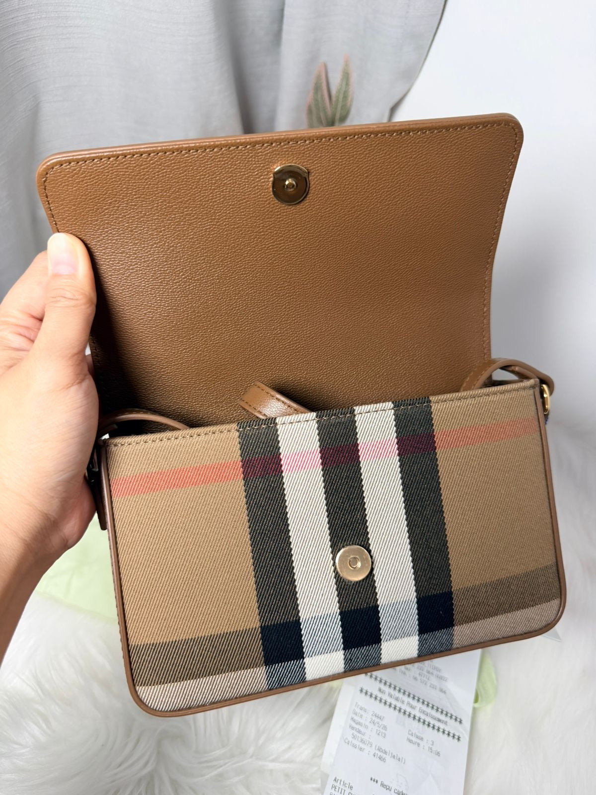 Burberry Flip Brown