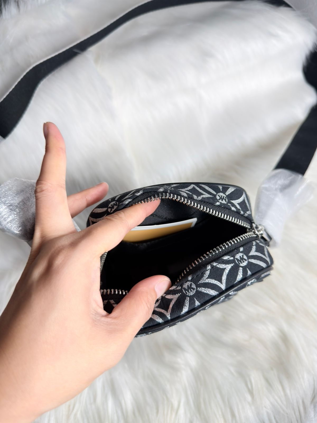Michael Kors Jet Set Medium Crossbody